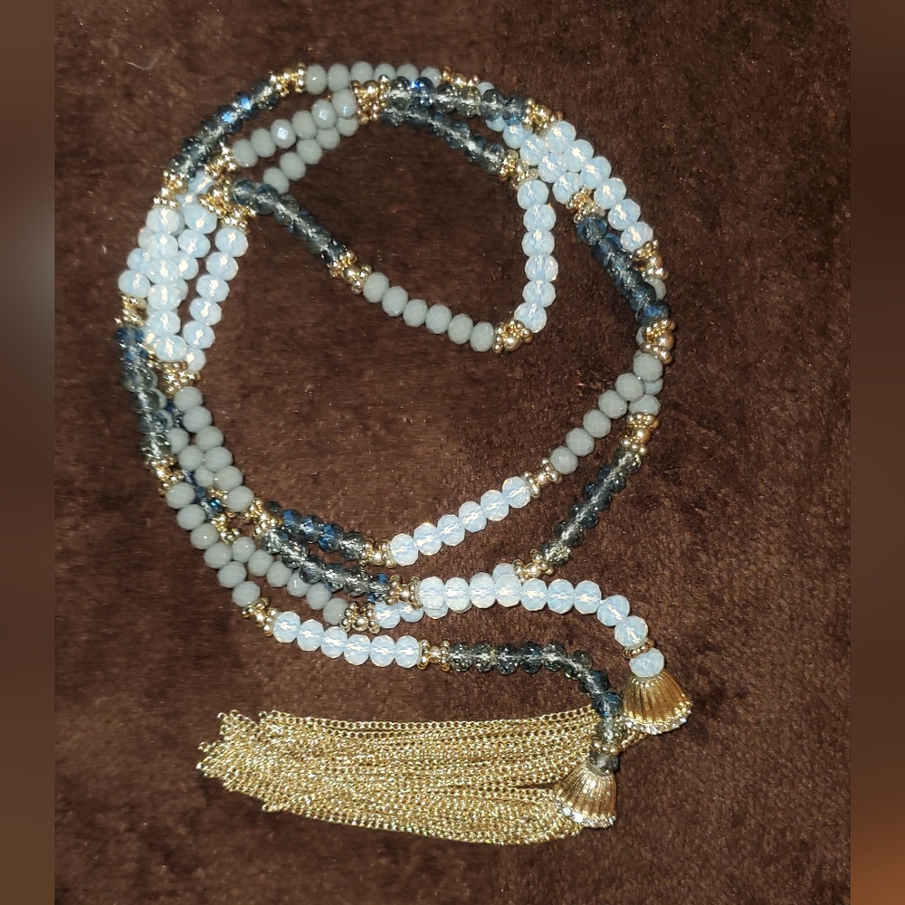 2X$90 Very unique Long Necklace (Bundle)